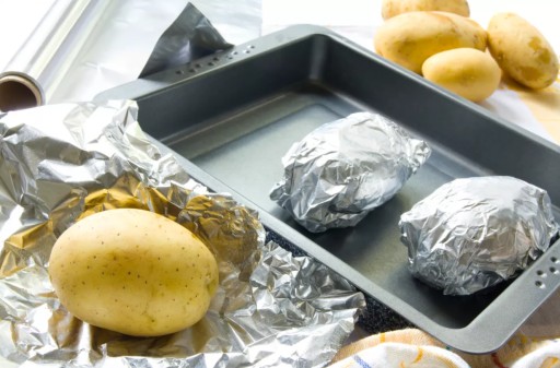 ФОЛЬГА ПИЩЕВАЯ АЛЮМИНИЕВАЯ ТОЛСТАЯ GASTRO 1,05 КГ
