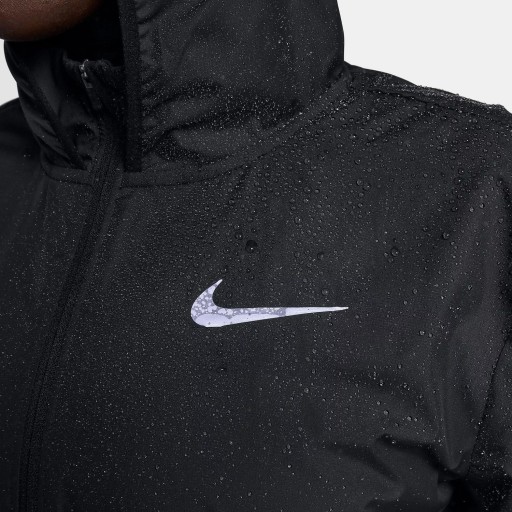 Женская куртка NIKE черная ветровка R S 933466010