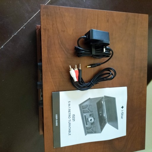 Цифровое радио DAB/DAB+/FM в стиле ретро i-STar 90103PI