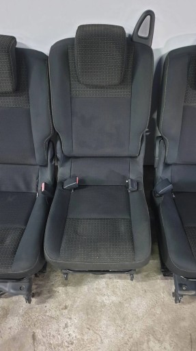 SCENIC III сиденья второго ряда каждое с креплением ISOFIX