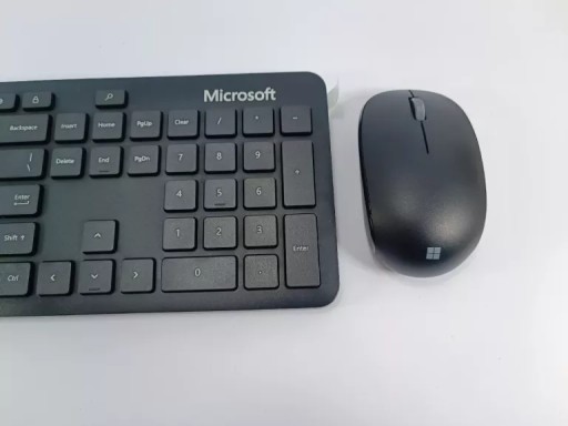 КОМПЛЕКТ КЛАВИАТУРЫ И МЫШИ MICROSOFT 1AI-00008