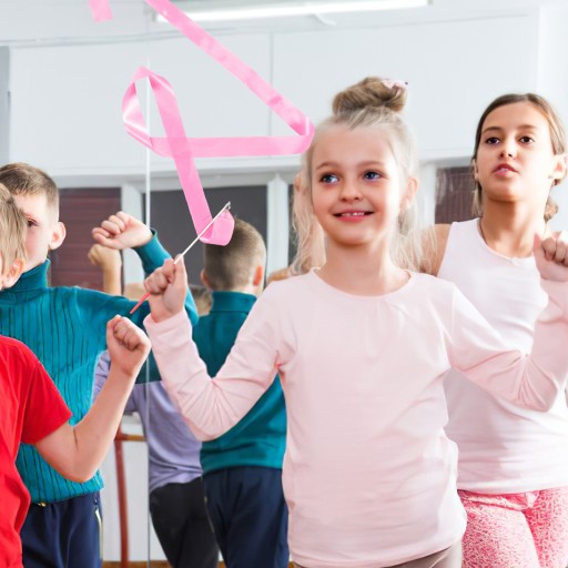 ВРАЩАЮЩИЕСЯ ТАНЦЕВАЛЬНЫЕ КАТУШКИ ДЛЯ ДЕТЕЙ 8-12 ЛЕТ