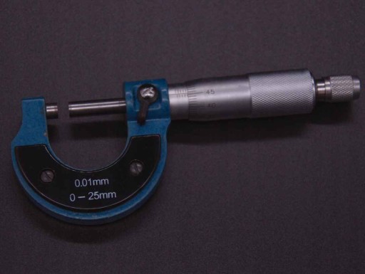 Mikrometr 0,01 mm TM7110