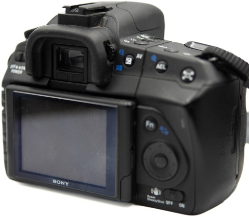 КОРПУС ЗЕРКАЛЬНОЙ КАМЕРЫ SONY A350 + ЗАРЯДНОЕ УСТРОЙСТВО / НЕТ. СЫР. 2003547