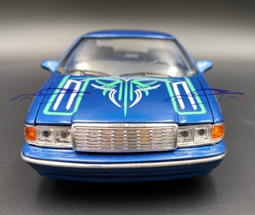 Chevy Caprice 1993 синий 1:24 Motormax 79022