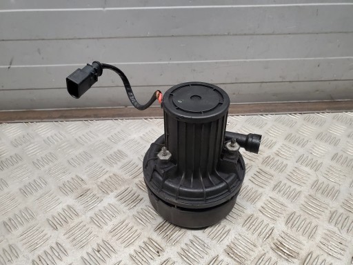 Audi A8 S8 D4 4H 06E906601 Pompy powietrza wtórnego OEM