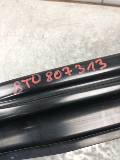 BELKA ZDERZAKA TYŁ AUDI A4 B8 LIFT 8T0807313