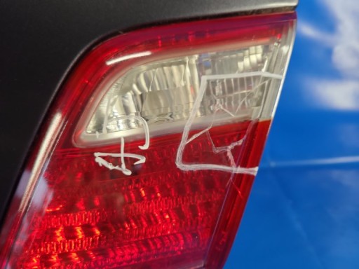 Toyota Camry 40 06-11-Крышка багажника в сборе 64401-06280