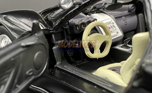 PAGANI Zonda C12 S черный 1:24 Motormax 73272