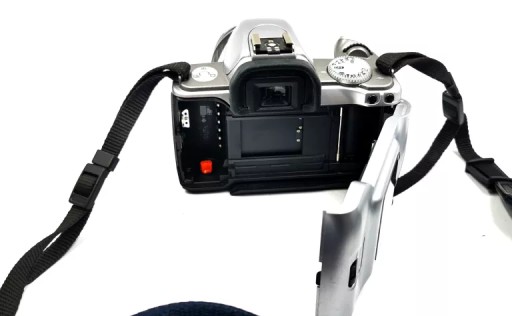 КАМЕРА CANON EOS 300V С ОБЪЕКТИВОМ 28–90 ММ