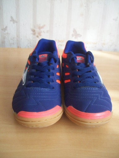 BUTY HALOWE MIZUNO ROZ.EU 36.5
