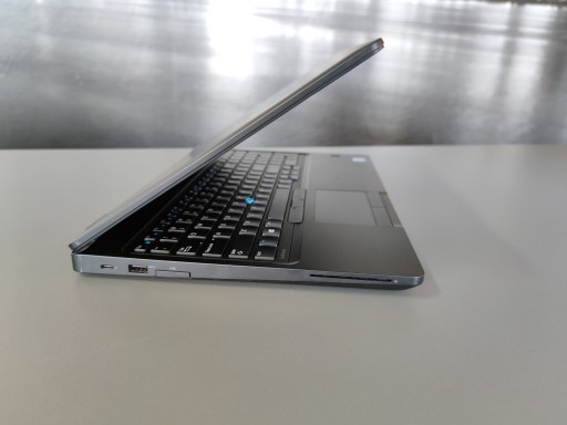 Dell Latitude 5590 I5-7300U FHD 16GB 1024GB SSD