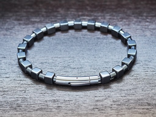 Naszyjnik z hematytu koraliki 6mm + eleganckie zap / długość do wyboru