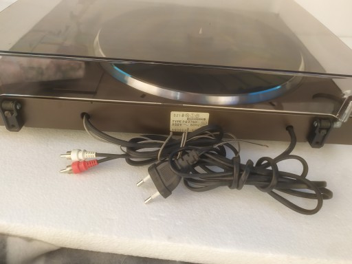 Автоматический проигрыватель виниловых пластинок GRUNDIG PS-2750