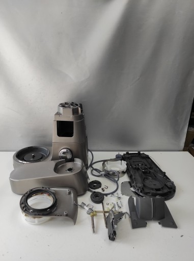Корпус для робота Kenwood Titanium Chef XL