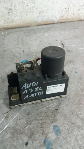Pompka zamka centralnego Audi A3 8L 8L0862257A