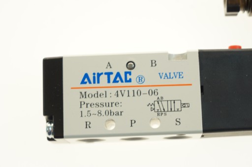 ELEKTROZAWÓR AIRTAC 4V110-06 CG 5/2 -1/8- 110 V AC