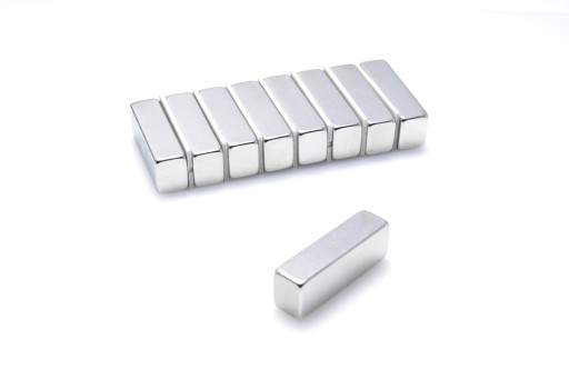 Пластинчатый магнит MPŁ 30x10x8 N45H 120 St.C 5 шт.