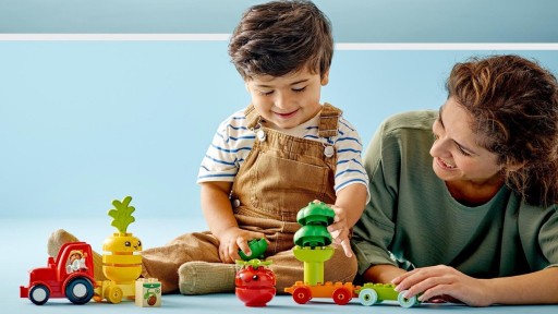 LEGO DUPLO Трактор с овощами и фруктами 10982