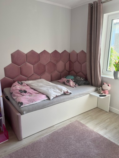 ШЕСТИГРАННЫЕ МЯГКИЕ ПАНЕЛИ Honeycomb 30*26