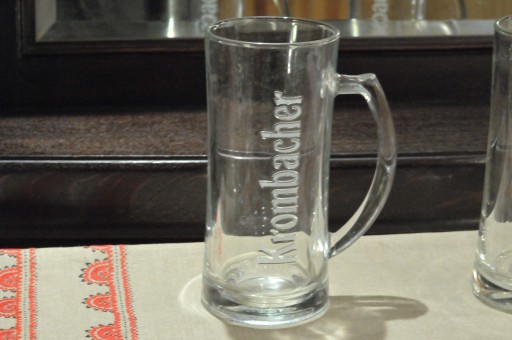 Krombacher две фирменные стеклянные кружки 0,5л.