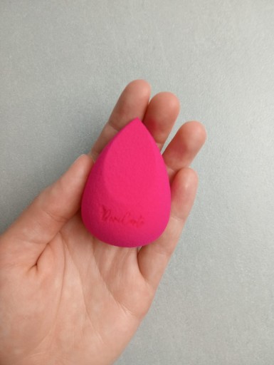 GĄBKA DO MAKIJAŻU RÓŻ BLENDER DO PODKŁADU SPONGE BEAUTY BLENDER