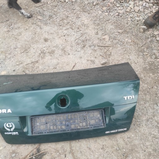 ПОДЪЕМНИК БАГАЖНИКА VW BORA