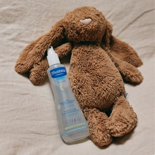 Mustela освежающий спрей для легкого расчесывания, 200 мл
