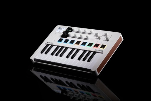 ARTURIA MINILAB 3 USB MIDI АНАЛОГОВАЯ КЛАВИАТУРА УПРАВЛЕНИЯ AABLETON LAB