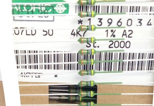[20шт] Резисторы 4,7К 0,6Вт 1% 50ppm Draloric SMA0207 малошумящий звук