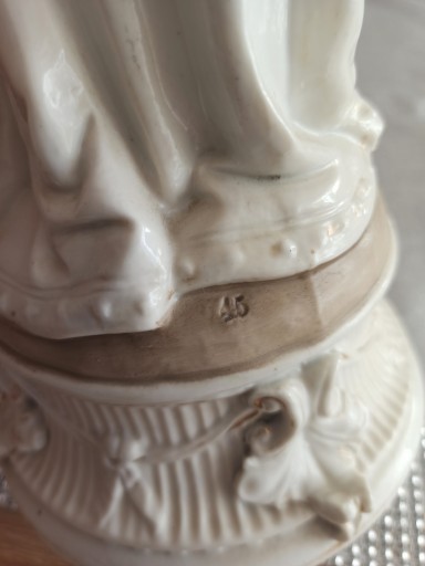Matka Boska Maria Duża porcelanowa figurka XIX w.