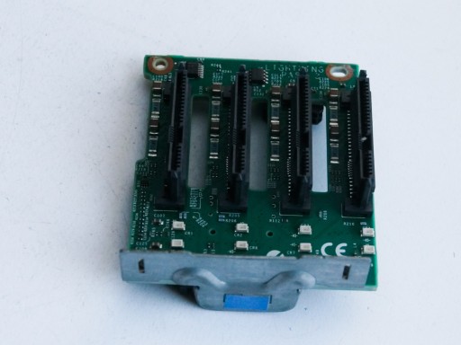 ОБЪЕДИНИТЕЛЬНАЯ ПЛАТА IBM X3650 4 x SAS/SATA 43V7070