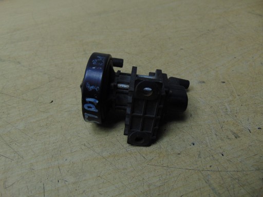 КЛАПАН ВАКУУМНЫЙ ДАТЧИК VW AUDI 357906283