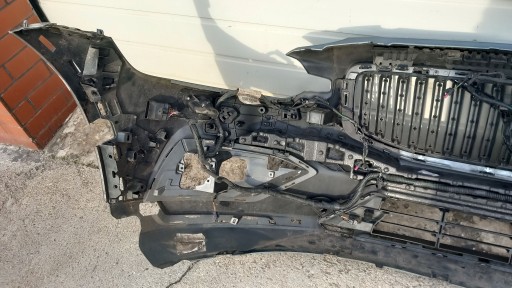 Volvo V60 S60 II III 18-> решетка переднего бампера PDC 31690589 BYDGOSZ