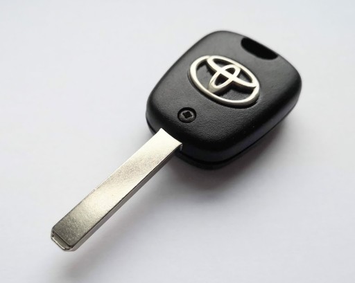ОРИГИНАЛЬНЫЙ ДИСТАНЦИОННЫЙ КЛЮЧ TOYOTA AYGO 73373067D