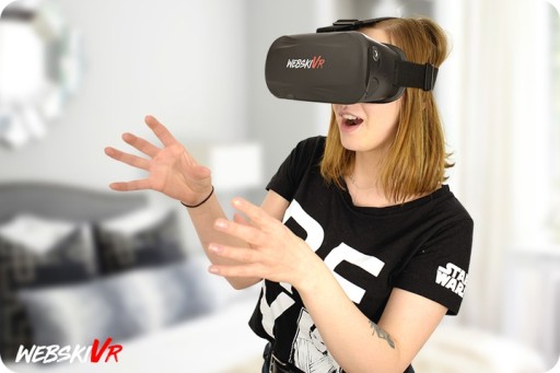 Комплект VR GLASSES + BLUETOOTH REMOTE с наушниками