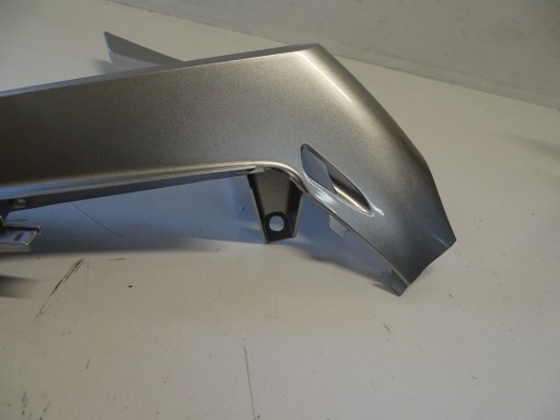 A52 Honda VFR 1200 F Крышка обтекателя бокового навеса