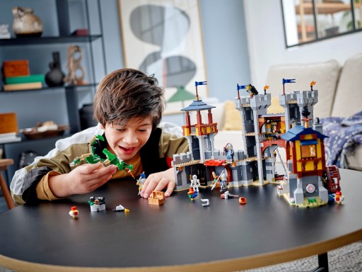 LEGO Creator 31120 Średniowieczny zamek 3w1