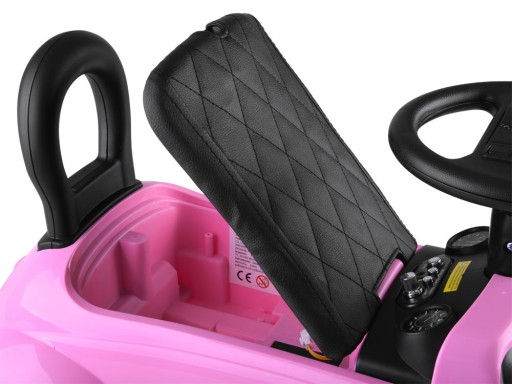 Детская игрушечная машинка Volkswagen Beetle ZA3080