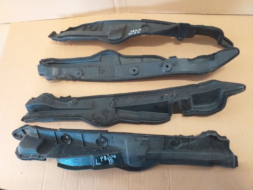 Toyota Prius III wygłuszenie plastik błotnika lewe
