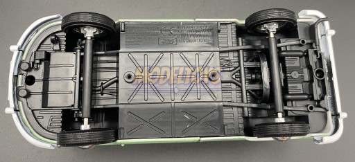 Пикап VW Type 2 T1 с двойной кабиной 1:24 Motormax 79343