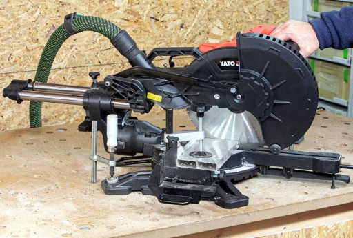 YATO PIŁA UKOSOWA KAPÓWKA UKOŚNICA DO DREWNA STALI 255MM 1800W 2 BIEGI