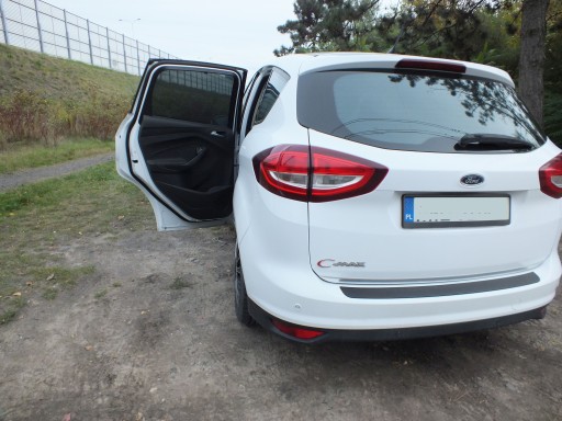 Специальные солнцезащитные козырьки для Ford Focus C-Max II 2, установлены.