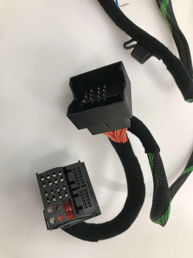 СОЕДИНИТЕЛЬНЫЙ КАБЕЛЬ PLUG&PLAY ДЛЯ УСИЛИТЕЛЯ AXTON