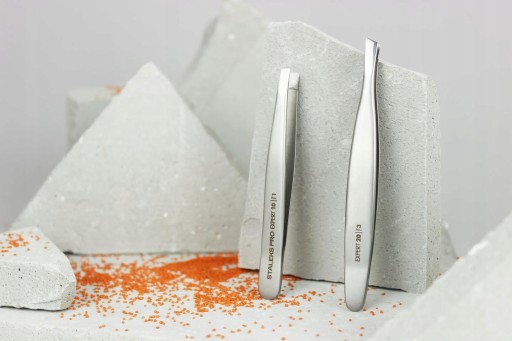 Пинцет для бровей Staleks TWEEZERS ANGLE TBC-10/3