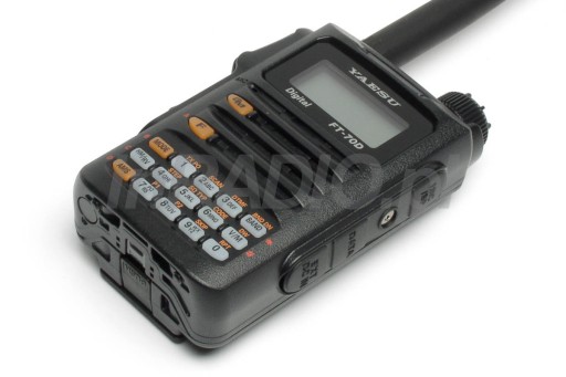 Трансивер Yaesu FT-70DE УКВ/УВЧ приемник C4FM