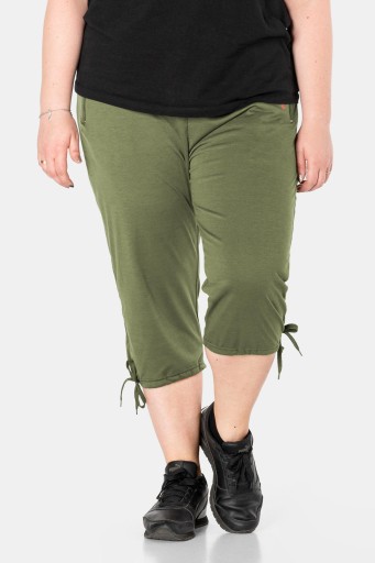 Duże Krótkie Spodenki Damskie Rybaczki 8162-7 5XL