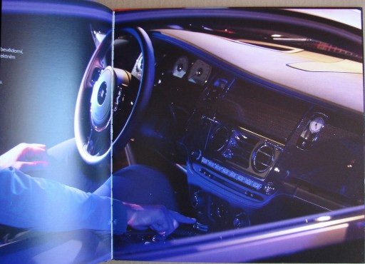 Брошюра Rolls Royce Wraith Ghost Black Badge, альбом 2016 г.