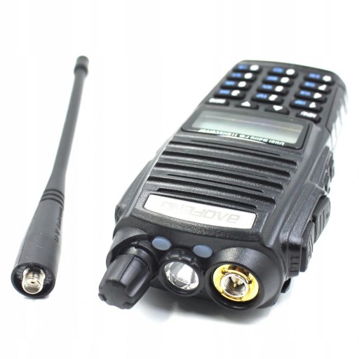 КОРОТКОВОЛНОВЫЙ РАДИОТЕЛЕ BAOFENG UV-82 HT 5W 4x