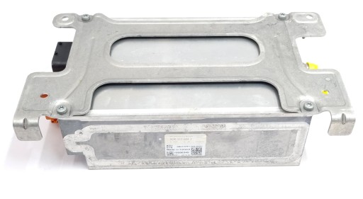 Ładowarka akumulatora Audi E-Tron 5QE915684J